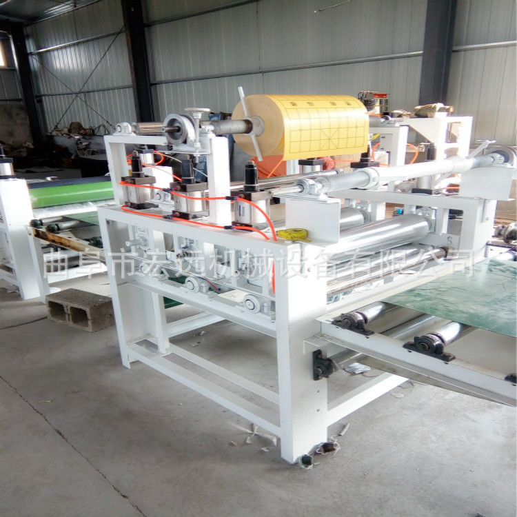 密度板贴面机 全自动密度板贴面机 各种卷材贴面机 厂家