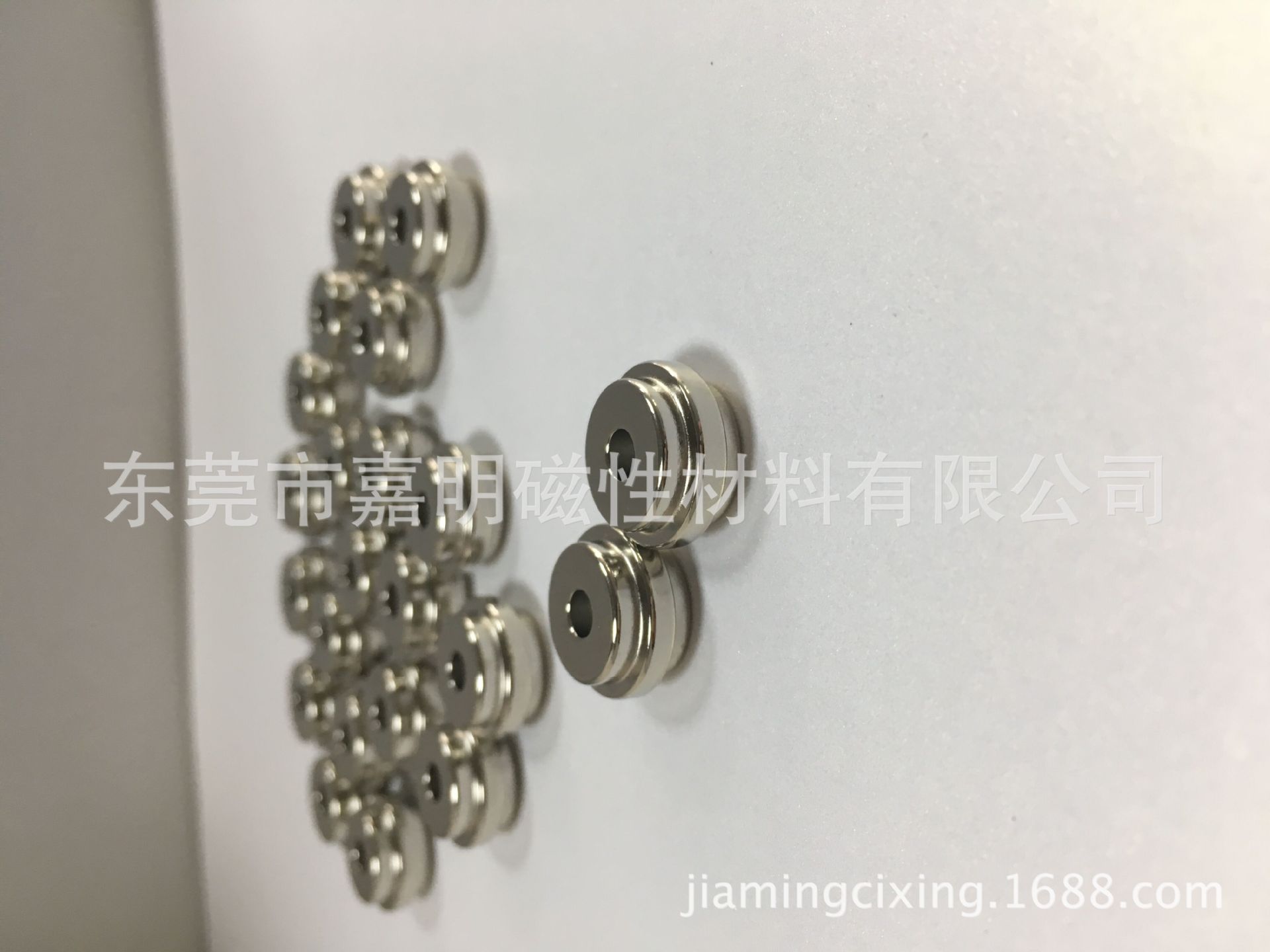 磁铁厂家专业生产钕铁硼磁铁 大小头 凸形　台阶强磁