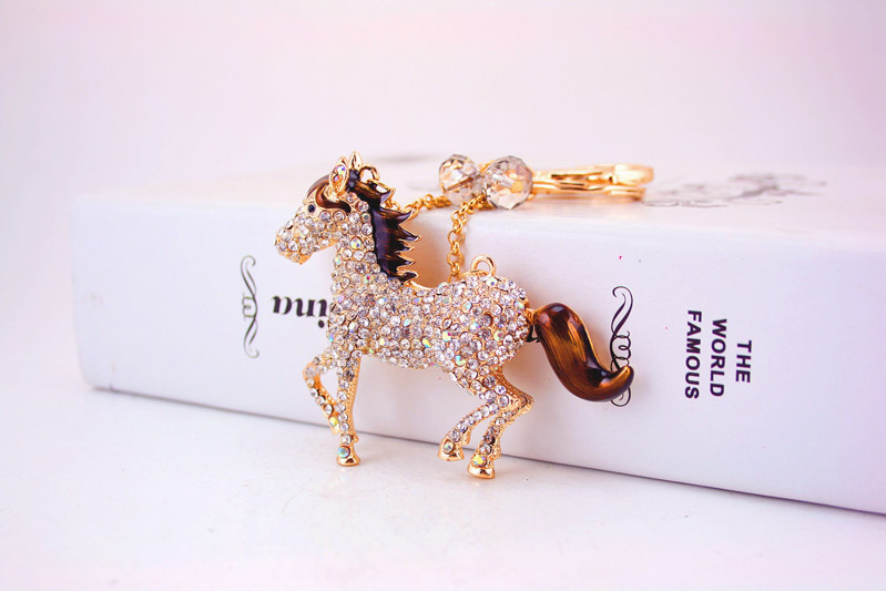 52g Weight Alloy, Metal Material Animal Pattern Unisex Gender Coffee, White Color Creative Animal Diamond Zodiac Pony Shape Car Keychain 3