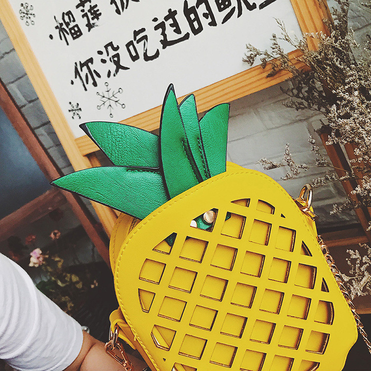 女生时尚包包女2017新款潮斜挎包韩版咖啡杯链条女包个性创意