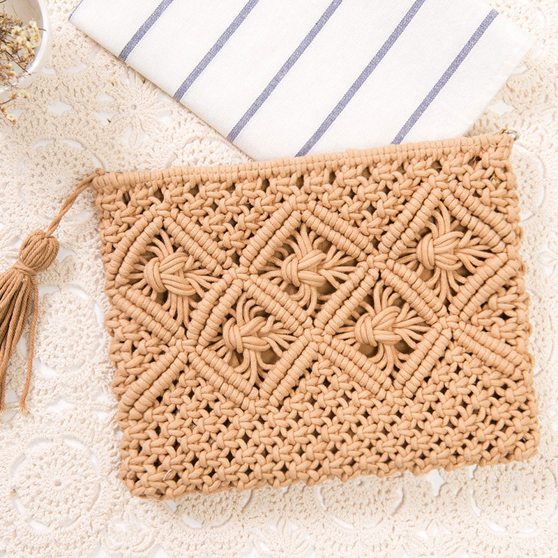 Simple summer woven tassel handbag