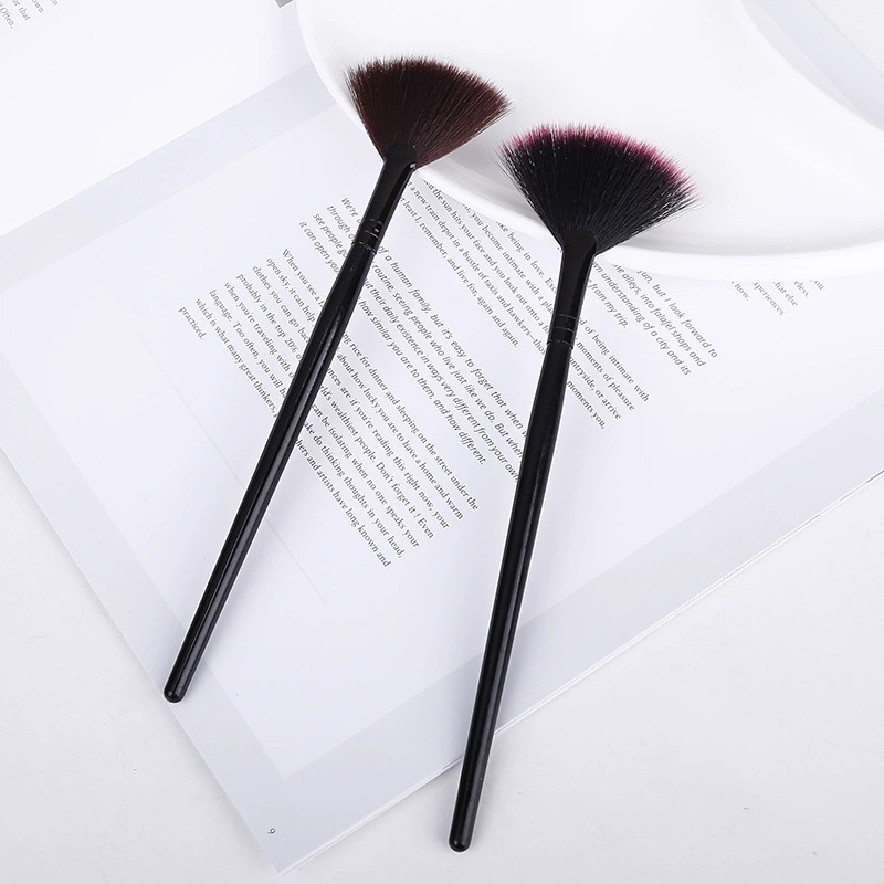 魅蔻 Fiber-bristle fan-shaped makeup brush, loose powder and remaining powder brush, beauty and makeup tools, e-commerce gifts and gifts