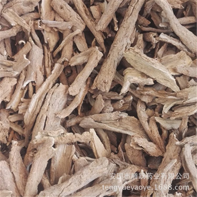 Di Gu Pi Dried Lycium Root Bark 1 lb Bag Traditional Chinese Herb from Ningxia in use