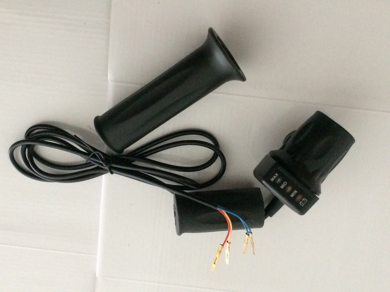 24V 36V 48V2节电量转把配件 电动自行车零件批发厂家直销|ru