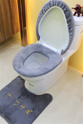 Wholesale winter cartoon cute squinting sheep thickened toilet mat toilet seat floor mat three-piece set