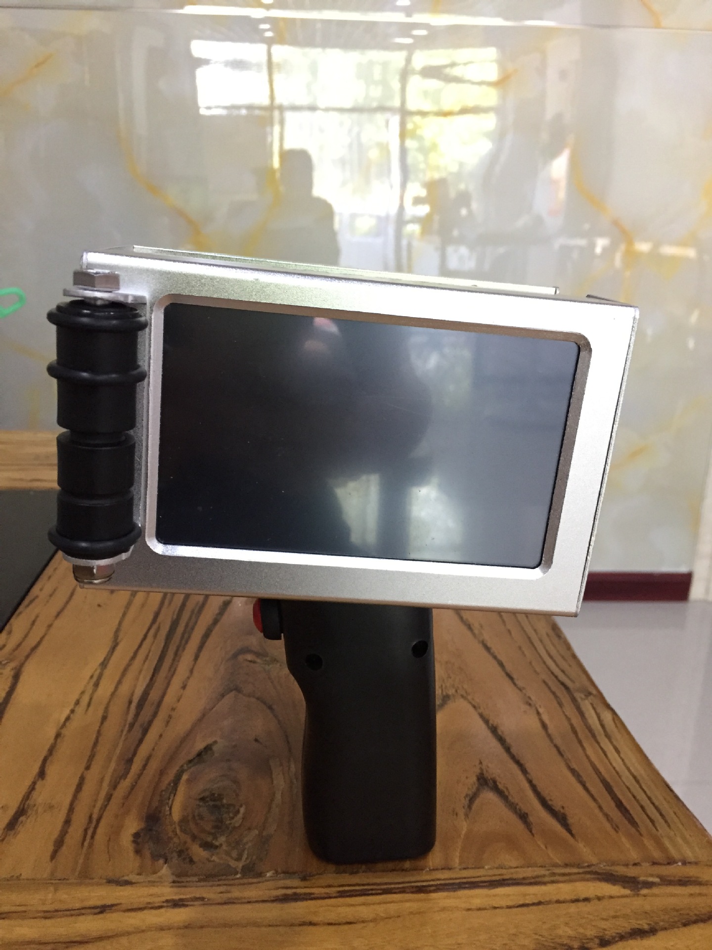 手持噴碼機(jī)IMG_0404