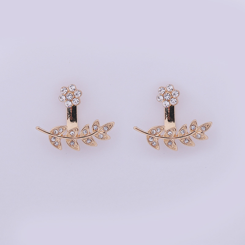 Labret stud lip piercing jewelry styling detail