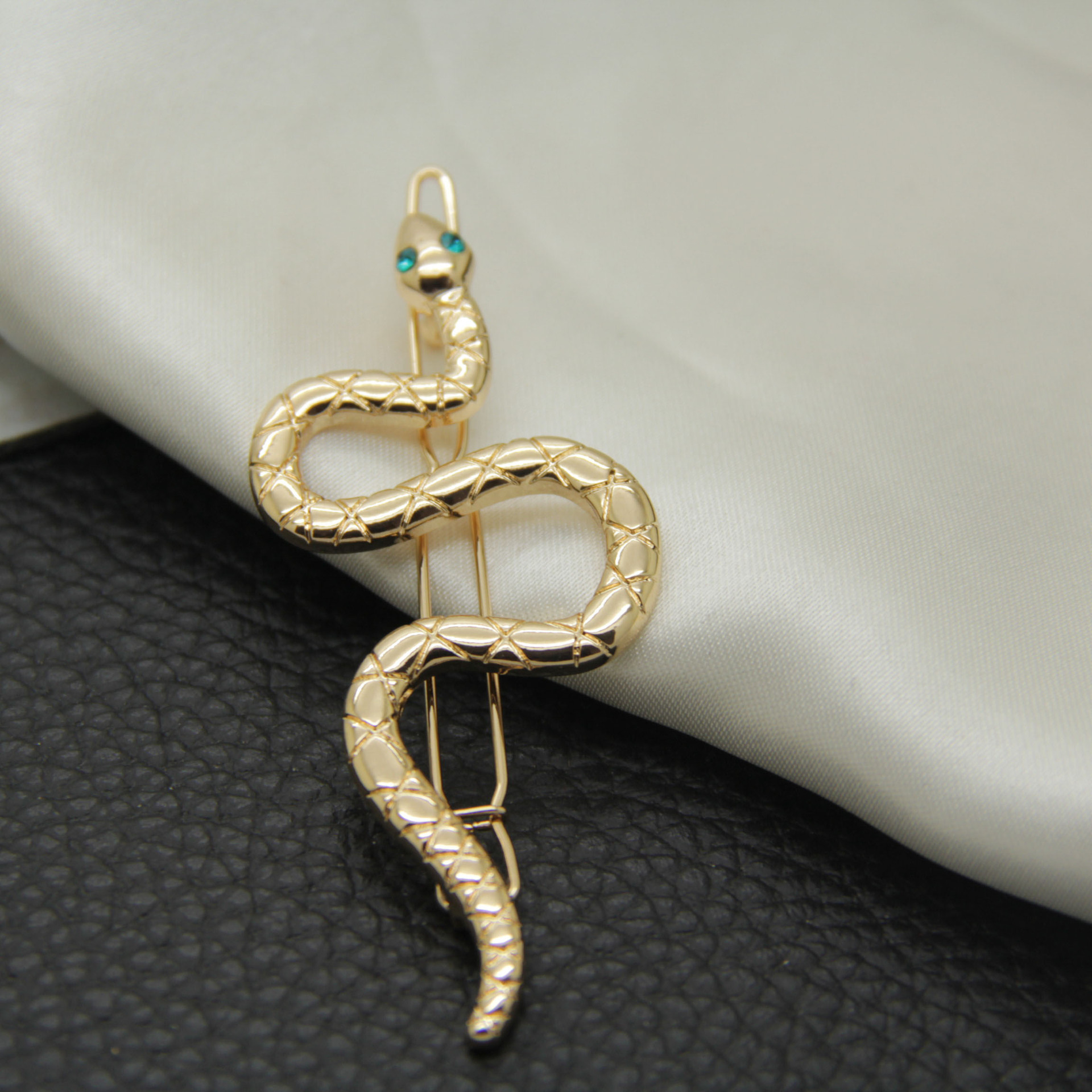 Women's IG Style Snake Alloy Plating Inlay Rhinestones Hair Clip display picture 10