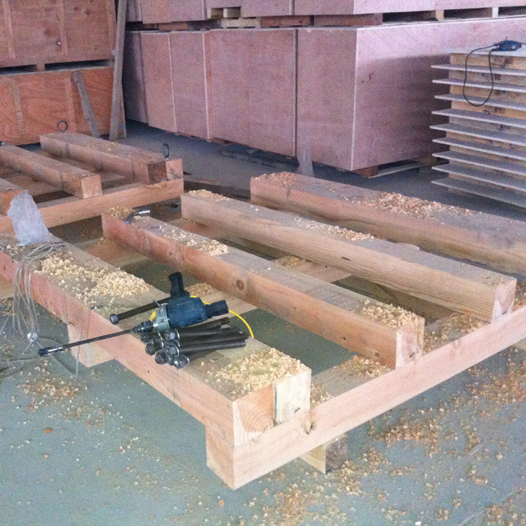 超大尺寸重载型出口木托架 大型实木托国家风力电力设备包装木架