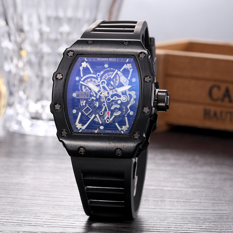 Hollow Floral Skull Quartz Men’s Watch