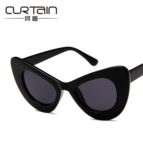 2018 New Retro Cat-Eye Sunglasses European and American Fashion Butterfly Frame Dark Sunglasses Trendy and Versatile