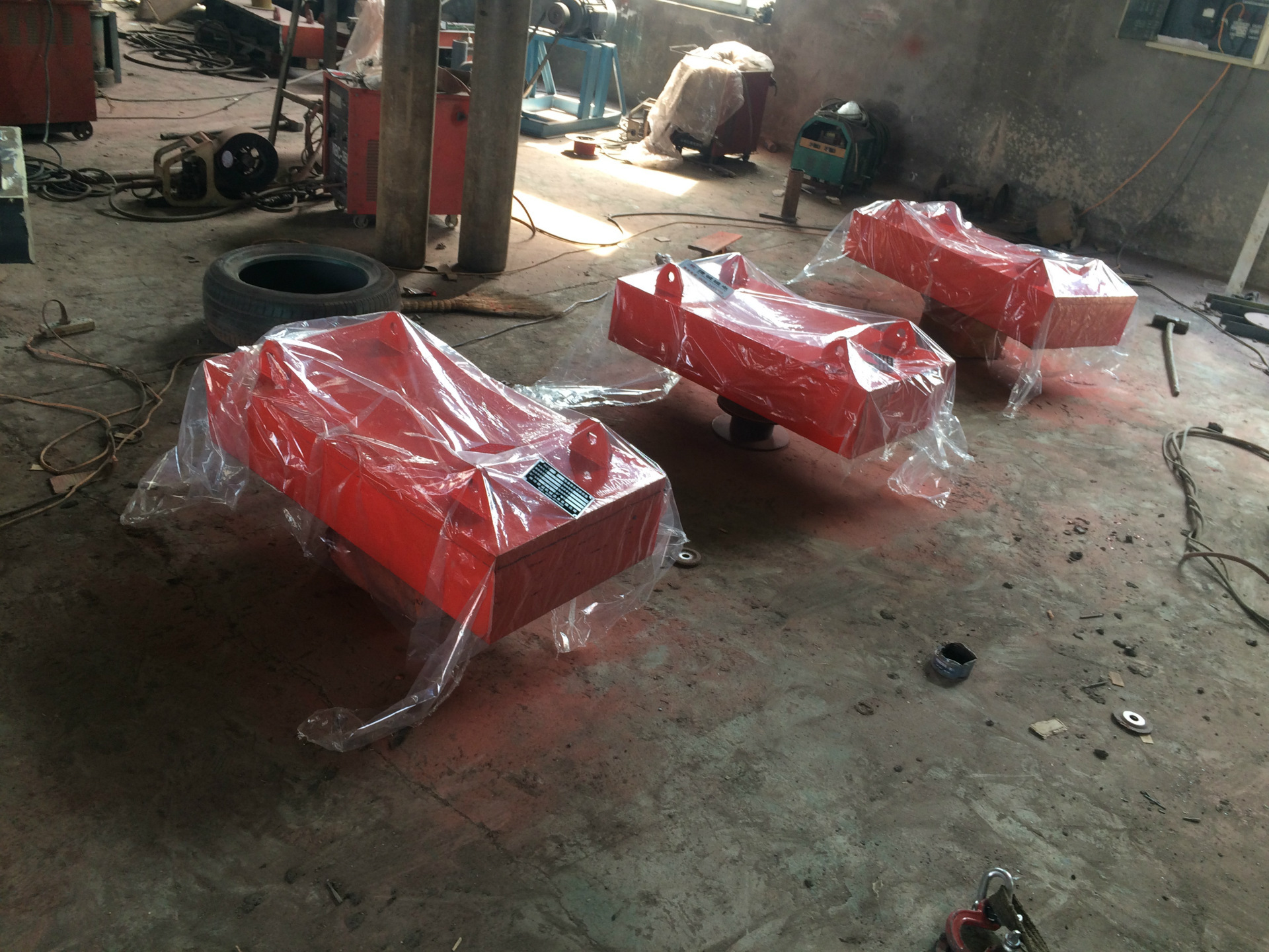 山东除铁器rcyb除铁器厂家 电磁铁供应 永磁除铁器批发