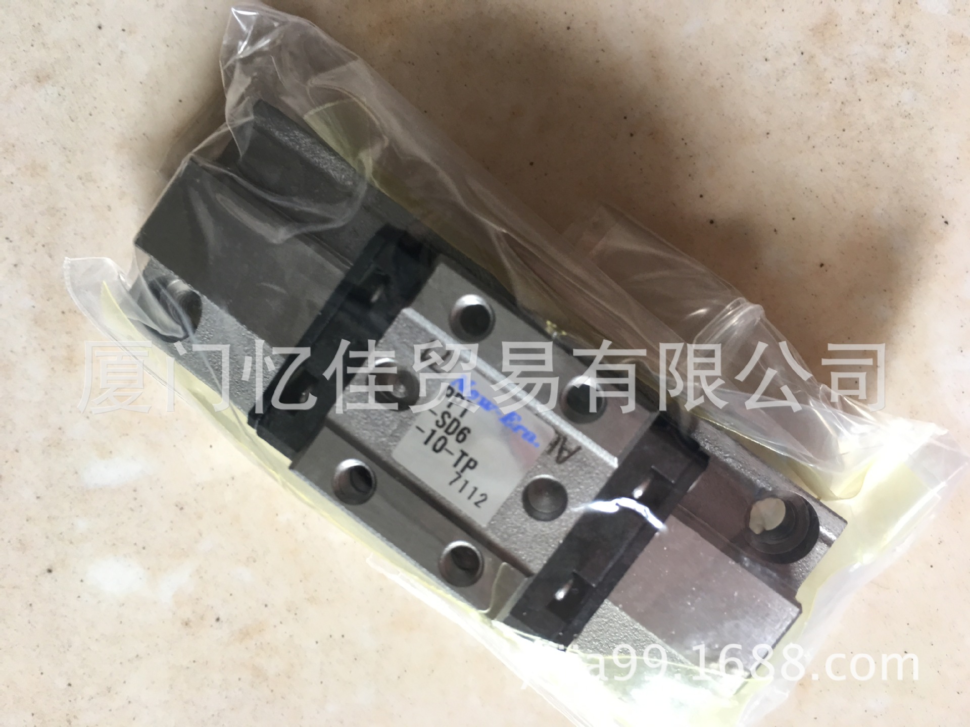 日本NEW-ERA滑台气缸 PPT-SD6-10-TP 气缸 导轨气缸 滑轨气压缸