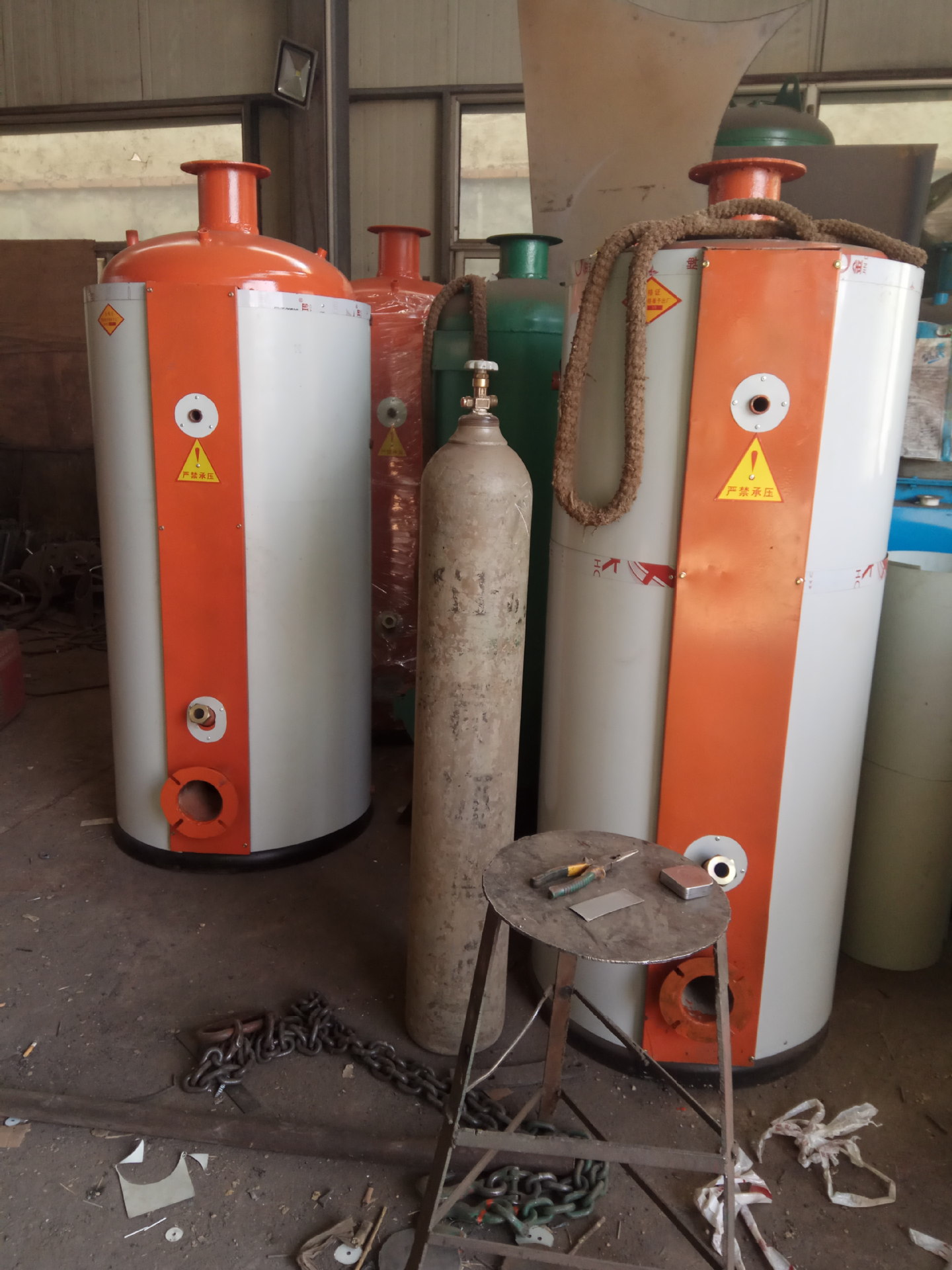 立式燃气蒸汽锅炉  常压蒸汽锅炉厂家 小型燃气热水锅炉批发