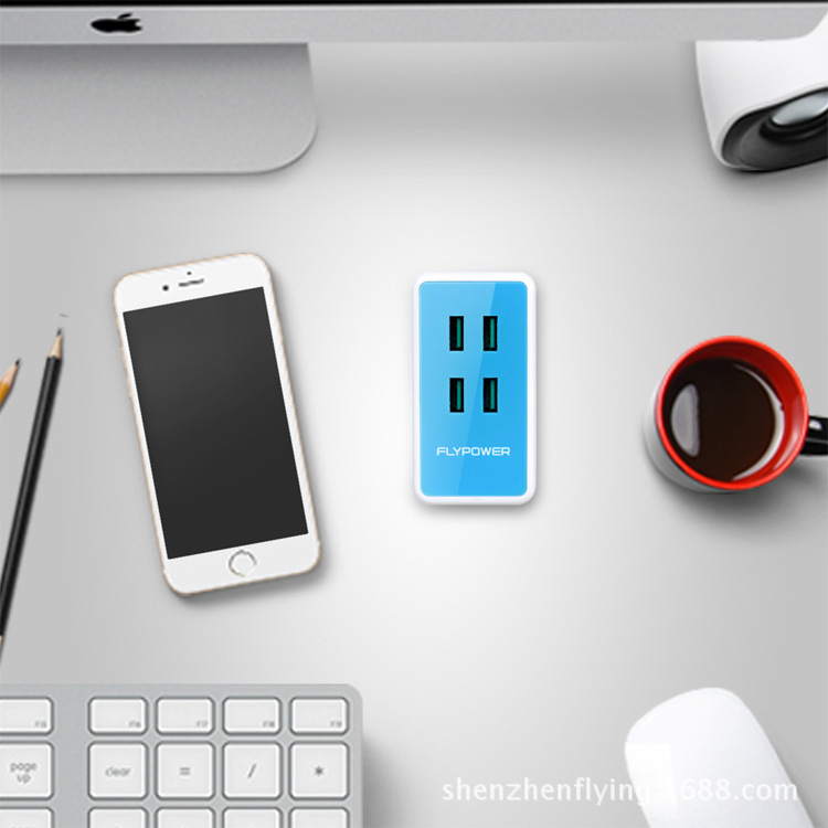 插墙式四品充USB(蓝色场景图)