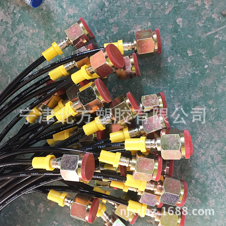 供应优质尼龙增强DN3 DN2 3*6HF液压高压测压软管总成非标