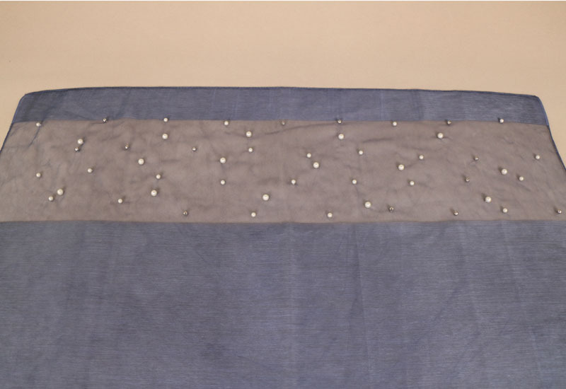 #8牛仔蓝 (2) 蕾丝珍珠羊绒围巾