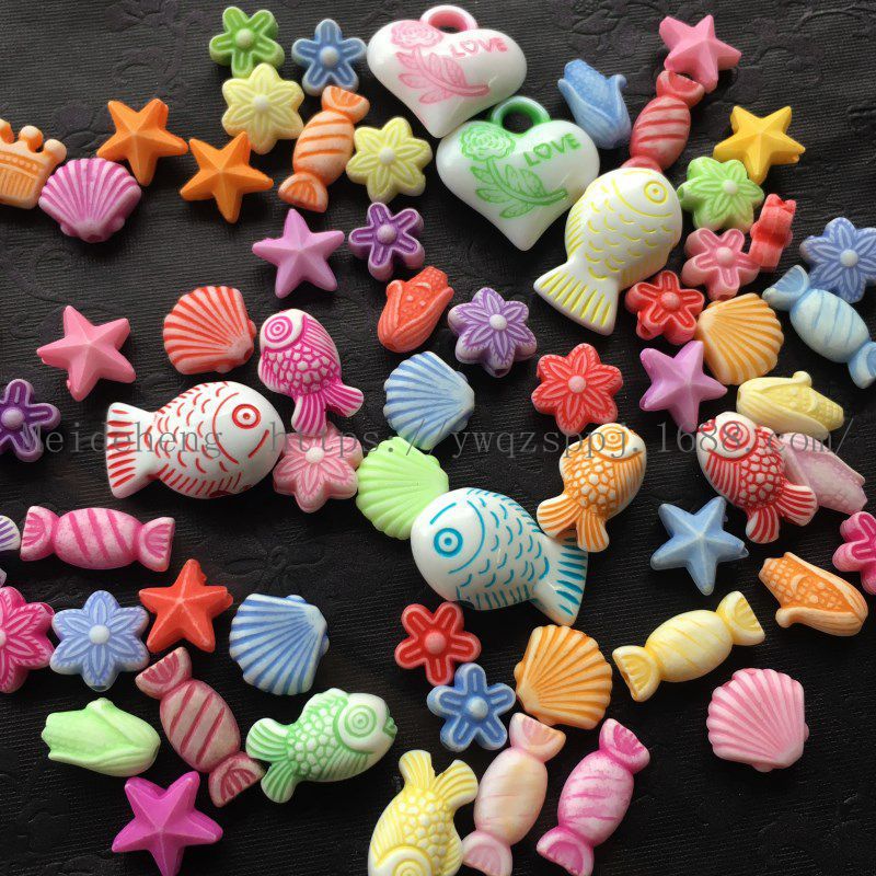 Yiwu Meideheng handmade beaded accessories and ornaments materials: colorful washed beads, flowers, heart-shaped fish, candy beads detail image 5