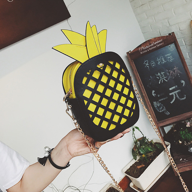 女生时尚包包女2017新款潮斜挎包韩版咖啡杯链条女包个性创意