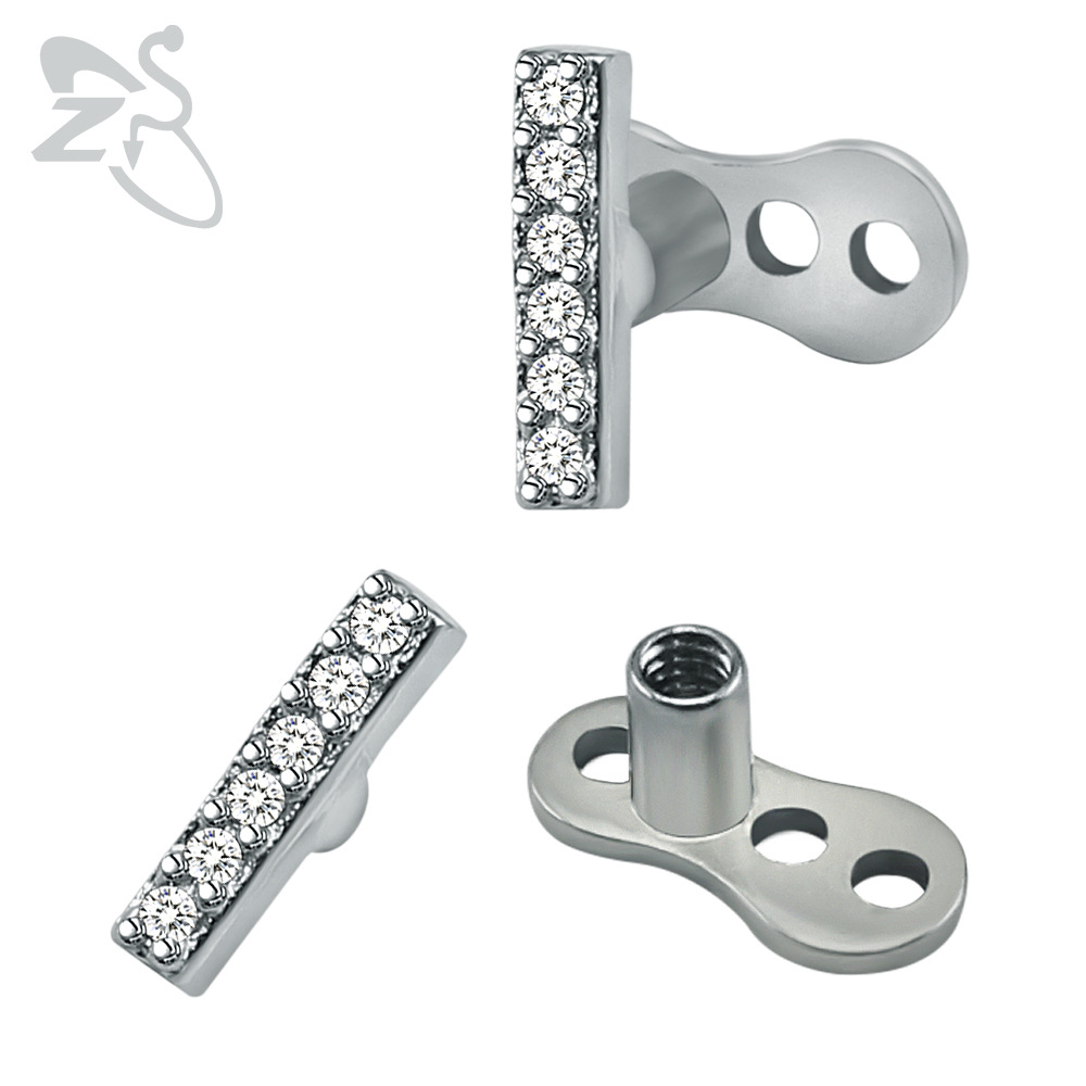 Silver pointed spike labret stud material detail