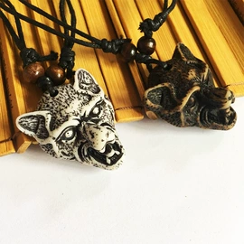 项链;手链;钥匙扣及钥匙扣配件