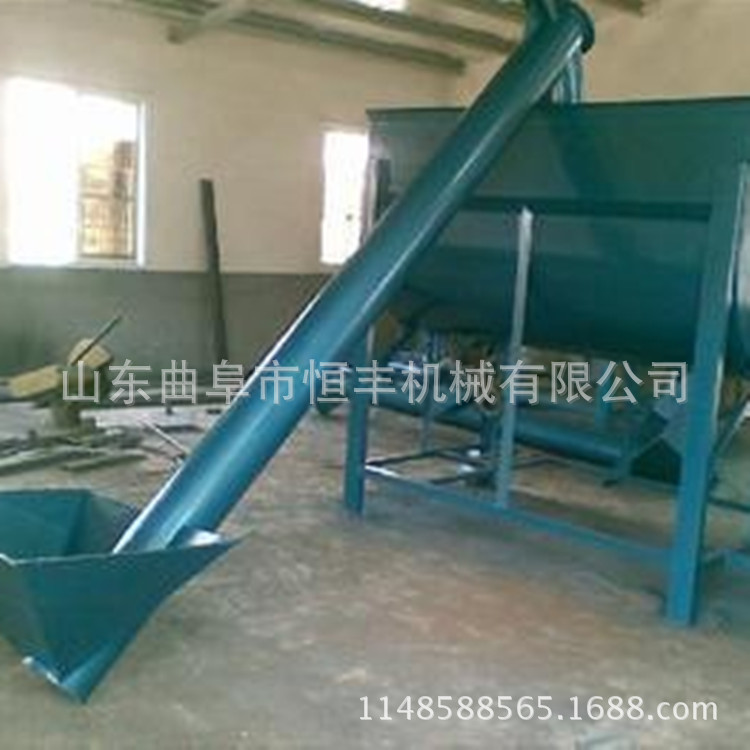 湖北供应饲料混合搅拌机 卧式自吸混料机厂家