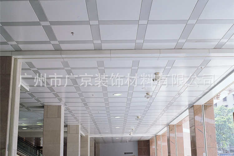 4463279427_1474217186