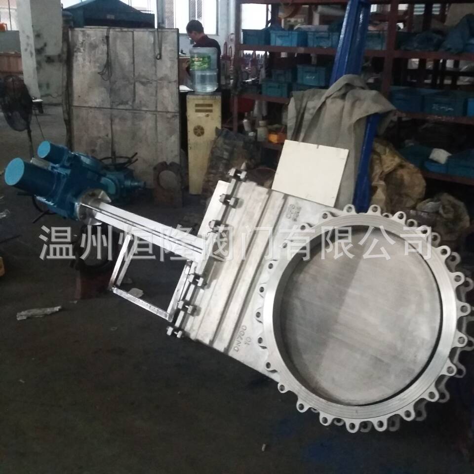 1BDC881426140D0B7EFC0CBC6354A2