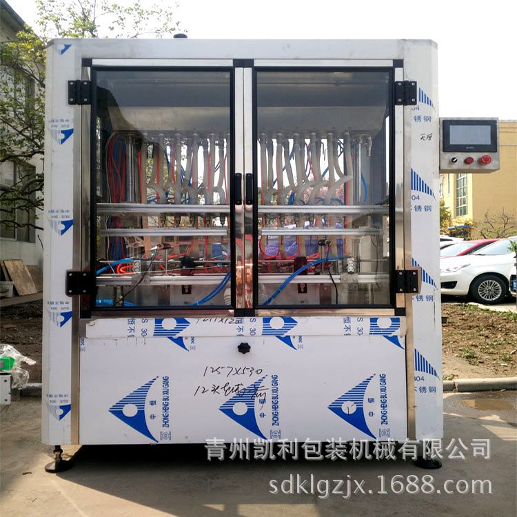 灌装机厂家专业生产直线灌装机 牛奶饮料、玻璃水、防冻液灌装机