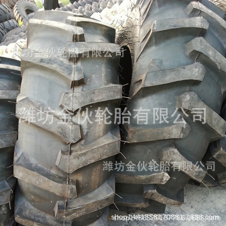 厂家供应 15-24 联合收割机 后轮轮胎 农用轮胎 R-1人字花纹轮胎