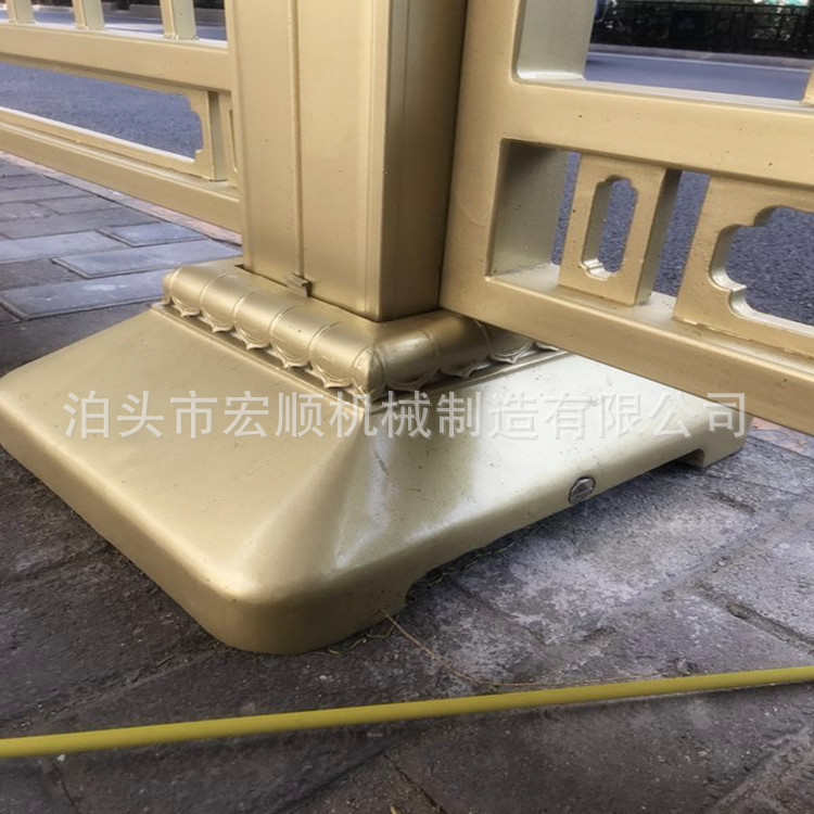 专业厂家定制生产铸铁马路护栏底座300*400*150马路墩子现货供应