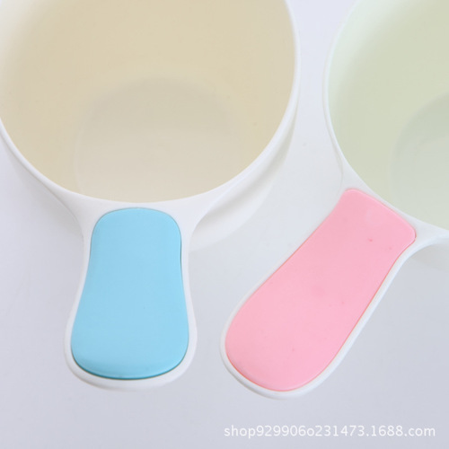 Baby Small Spoon for Washing Head and Bath Use, Can Be Used as Water Play Toy, Special Water Spoon, Wholesale Baby and Mother Supplies, Thickened