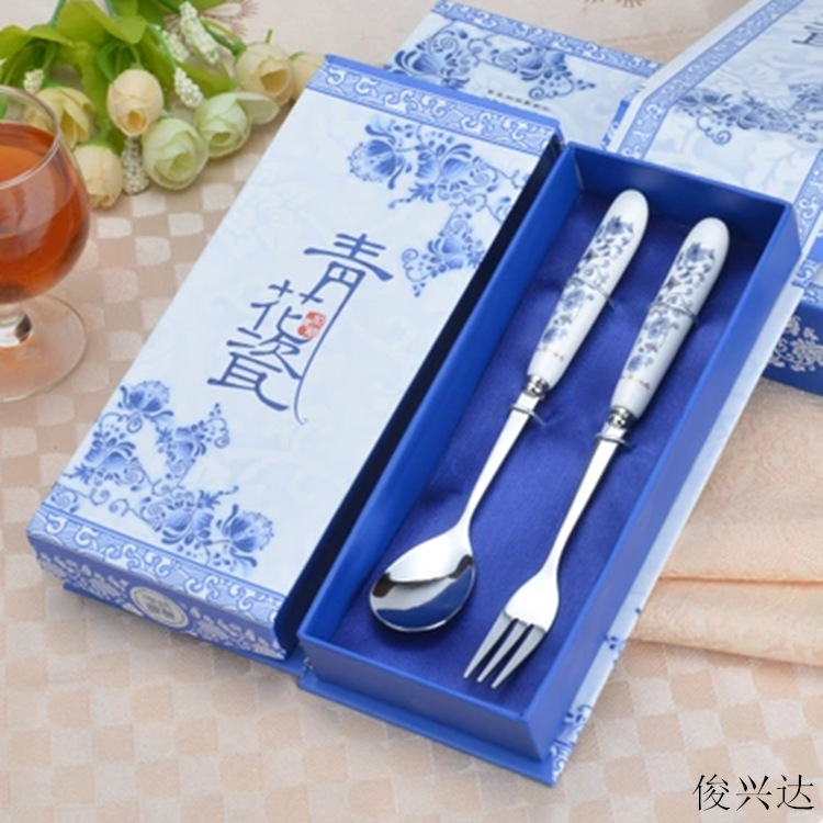 Small gifts tableware Blue and White 2 Set of parts Stainless steel cutlery suit customized major LOGO direct deal