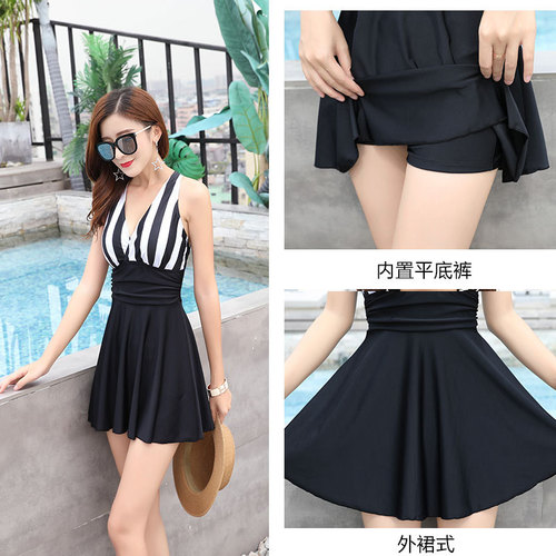  new hot spring one-piece swimsuit conservative anti-exposure sexy small breast push-up large size swimsuit Korean style women's swimsuit