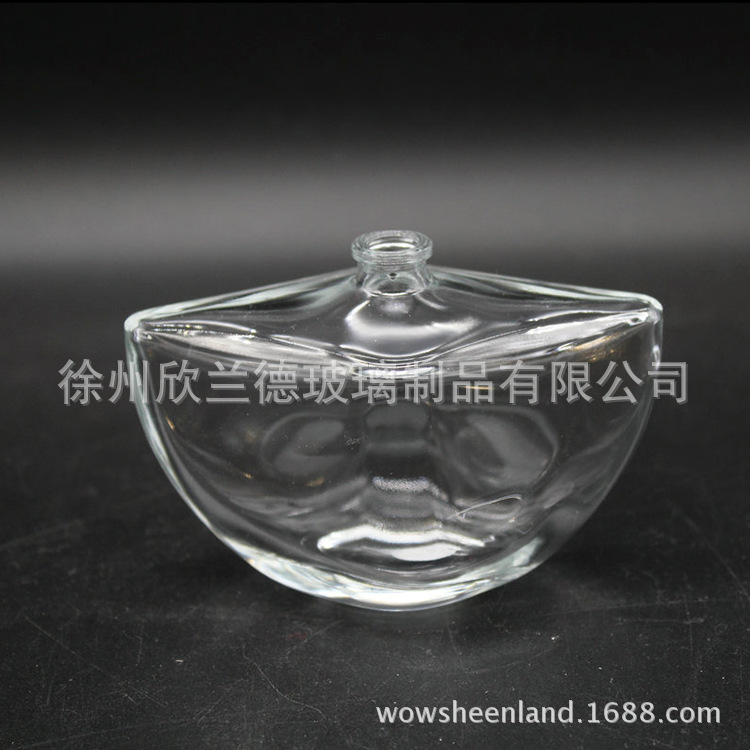 供应100ML 高白料玻璃香水瓶 时尚香水瓶