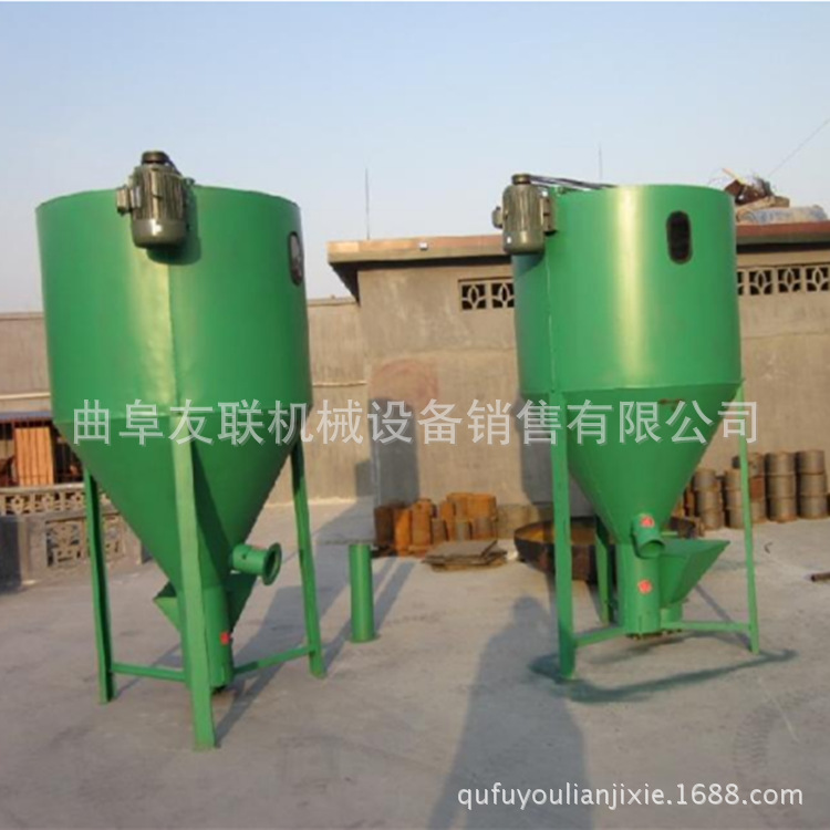 养殖场专用混合粉碎机 卧式饲料粉碎搅拌机 自吸式草料搅拌机30