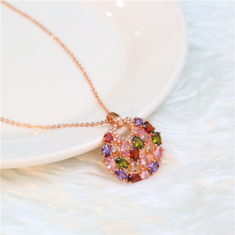 Fashion Flower Copper Inlay Zircon Pendant Necklace 1 Piece