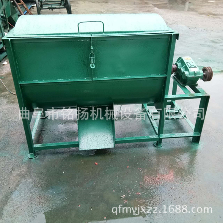 伊春全自动上料饲料搅拌机卧式饲料粉碎搅拌机