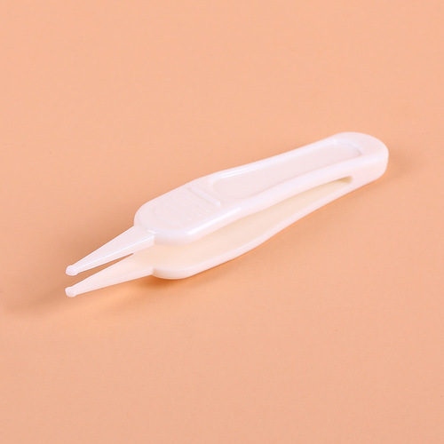 New product baby booger clip baby daily care cleaning tweezers safety round head clip