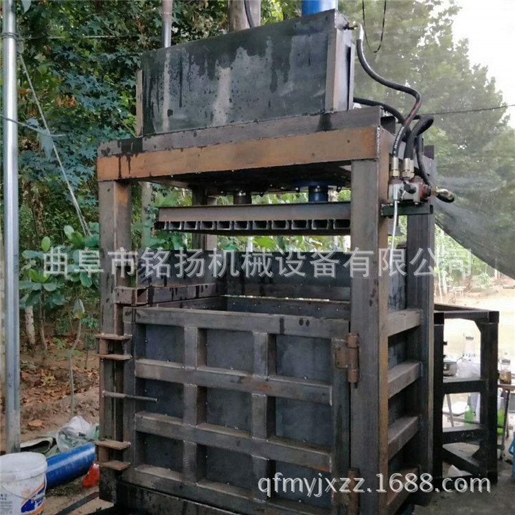 贺州纺织/服装打包机双杠立式废纸箱液压打包机厂