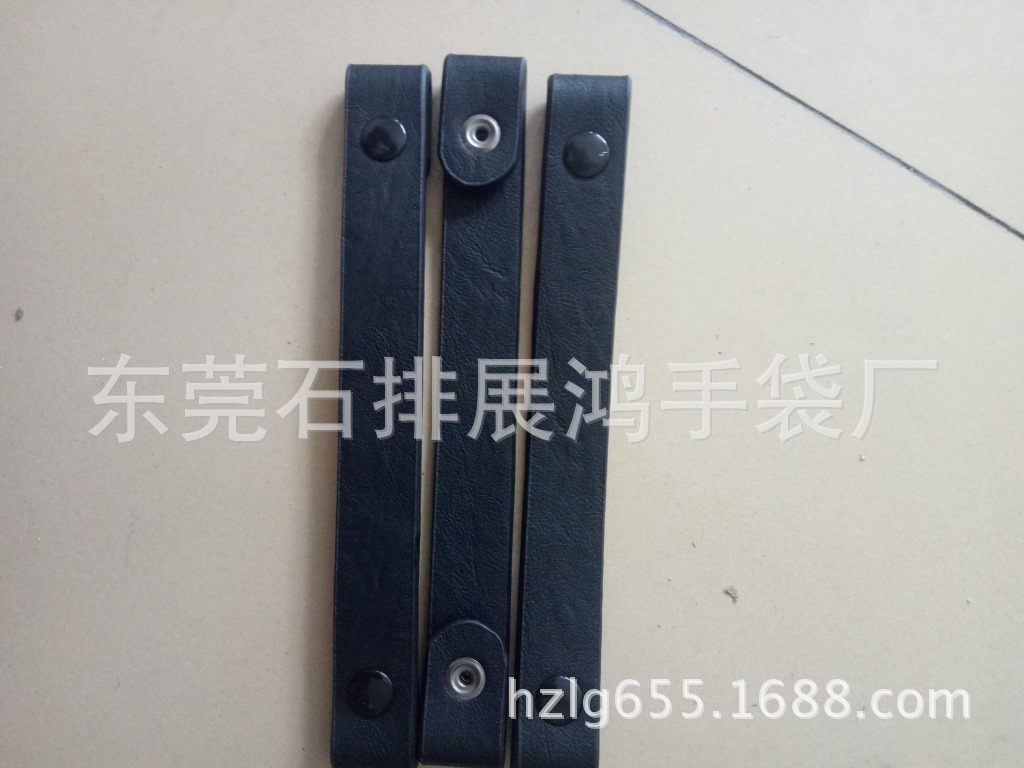 东莞手袋厂专业生产五金钮扣收合PU皮音响皮手挽/收音机手提带