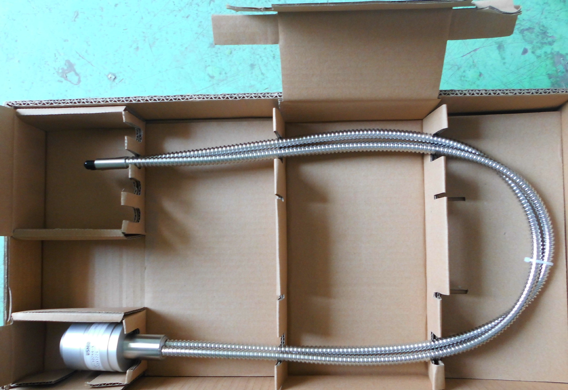 供应 日本USHIO牛尾　点光源机SP-9