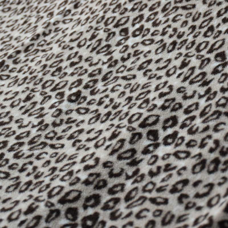 绒布150D144F直销布料批发 豹纹印花摇粒绒针织面料