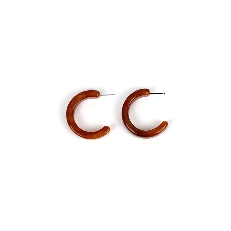 14g Weight Earrings Classification Women'S Gender White, Red Color Retro Fashion Resin Geometric Arc Acrylic Sheet Simple Semicircular Earrings 6