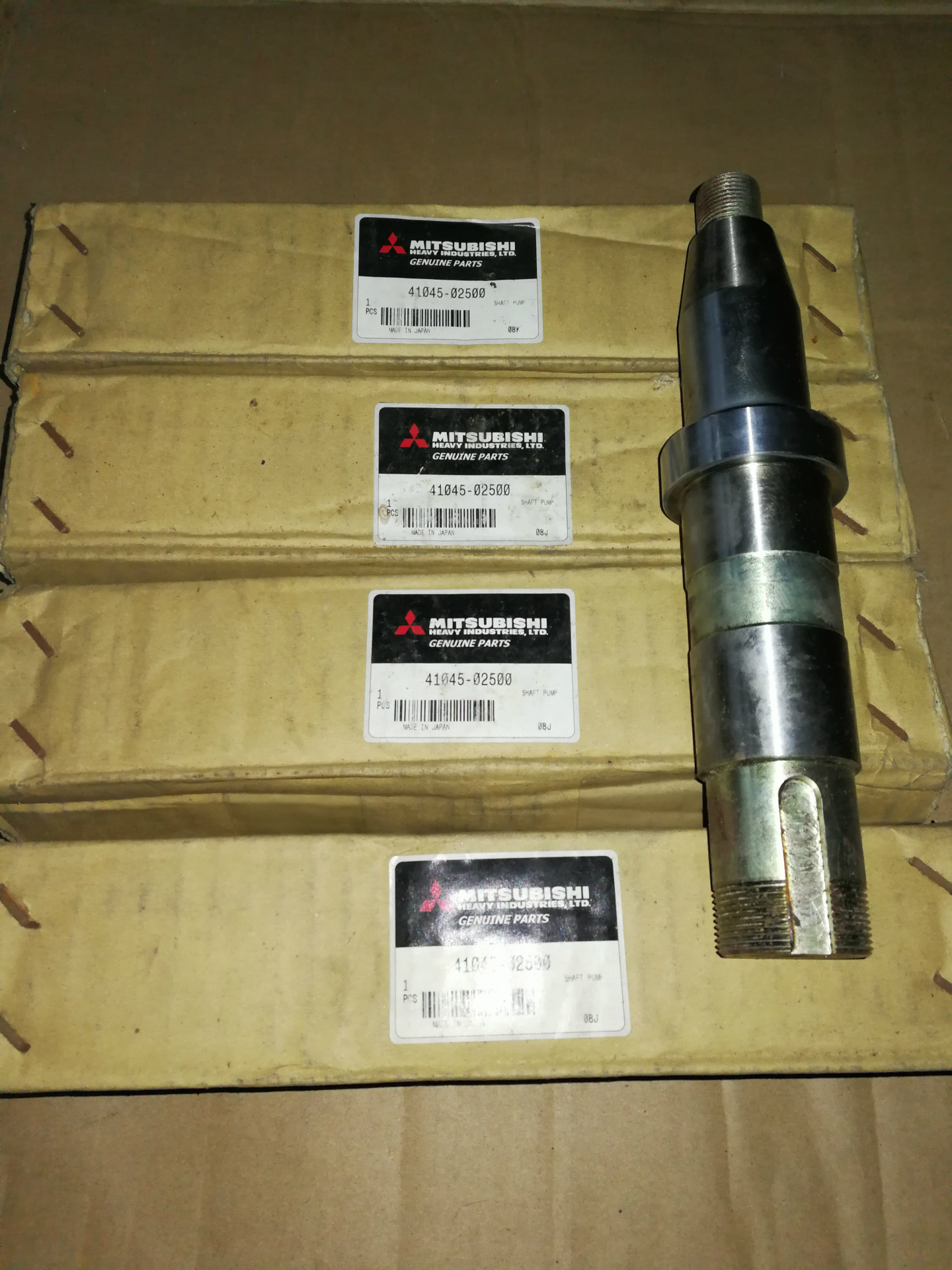 供应日本三菱S6U2-PTA发动机柴油水泵轴41045-02500