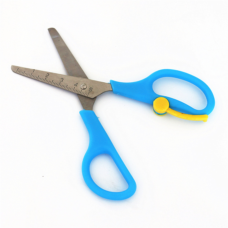 学生剪刀