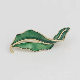 胸针;耳钉;耳环