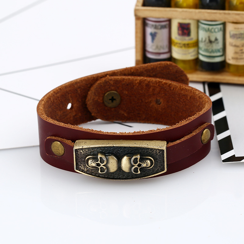 Leather bracelet retro European and American menu0027s leather bracelet skull
