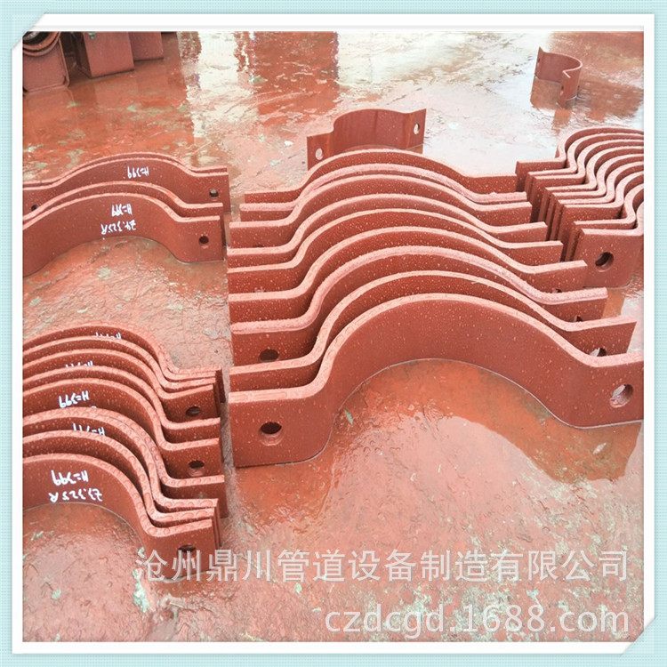 双孔短管夹3