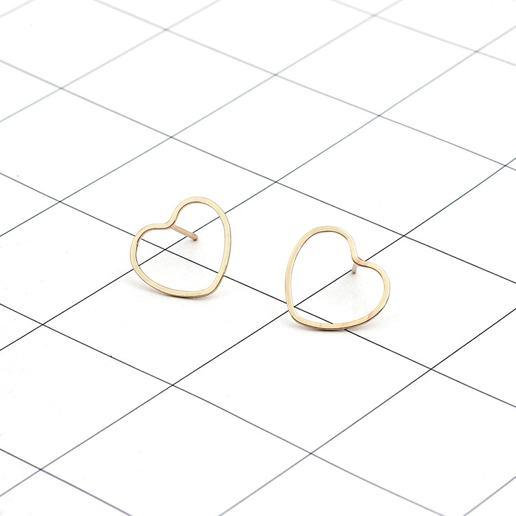2g Weight Earrings, Ear Studs Classification Wedding, Travel Occasion Women'S Gender Gold, Silver Color New Fashion Simple Geometric Heart-shaped Earrings 6